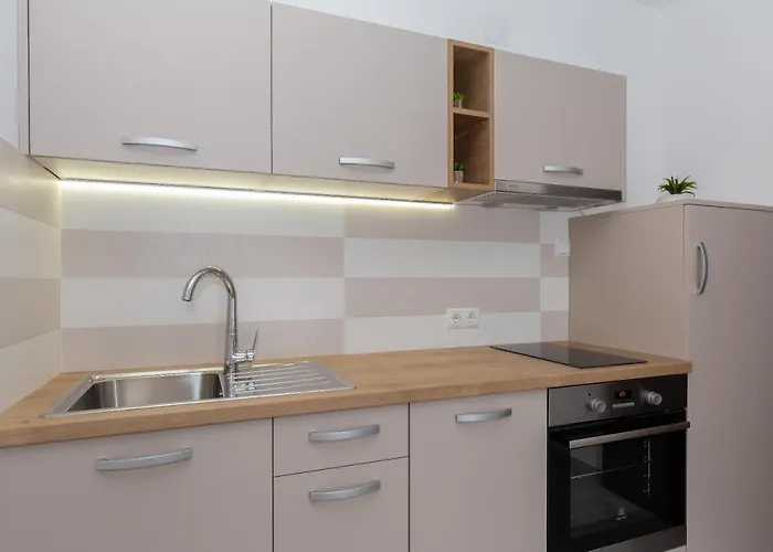 Suzana Апартаменты Биоград-на-Мору