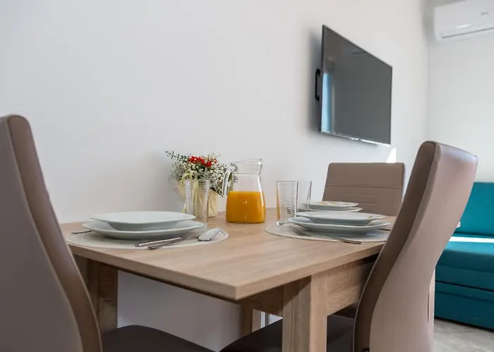 Апартаменты Suzana Биоград-на-Мору