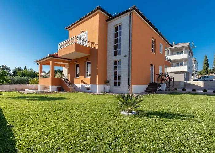 Апартаменты Suzana *